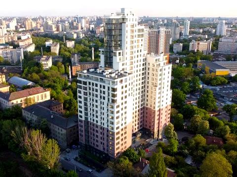 комерційна за адресою Нагірна вул., 16/18