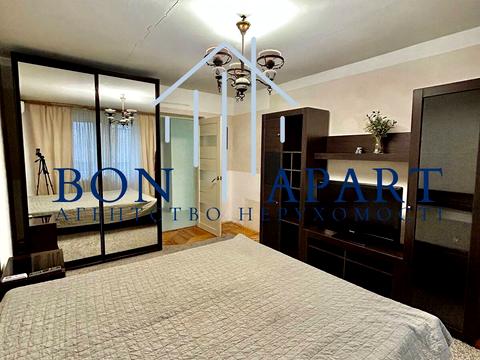 квартира за адресою Симиренка вул., 14/9