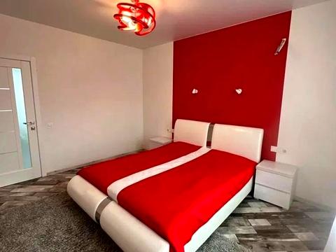 квартира за адресою Юнацька вул., 10