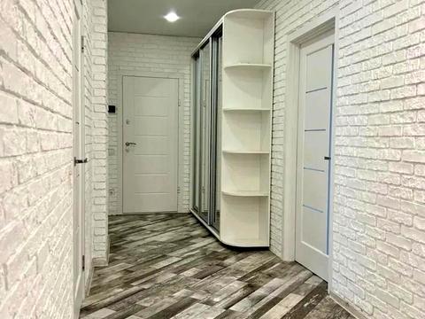 квартира за адресою Юнацька вул., 10