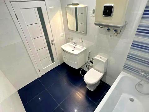 квартира за адресою Юнацька вул., 10