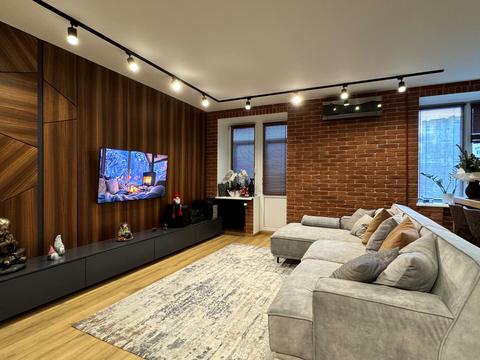 квартира за адресою Дмитра Донцова вул., 7