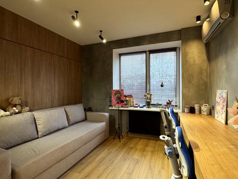 квартира за адресою Дмитра Донцова вул., 7