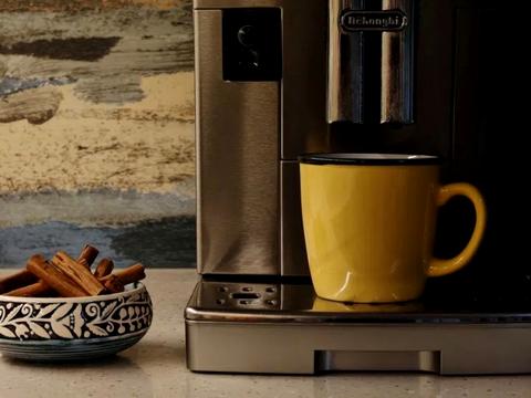 квартира за адресою Салютна вул., 2к16