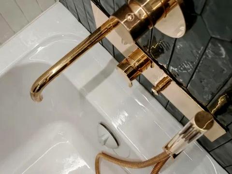 квартира за адресою Салютна вул., 2к16