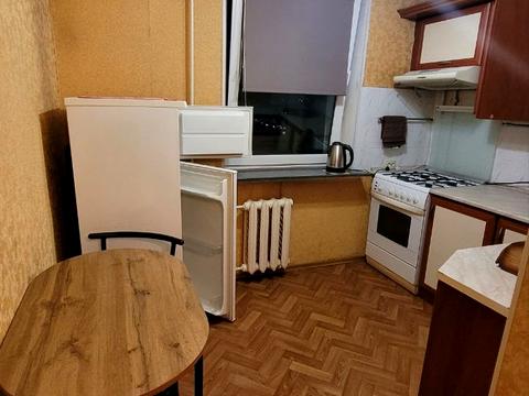 квартира за адресою Зодчих вул., 72