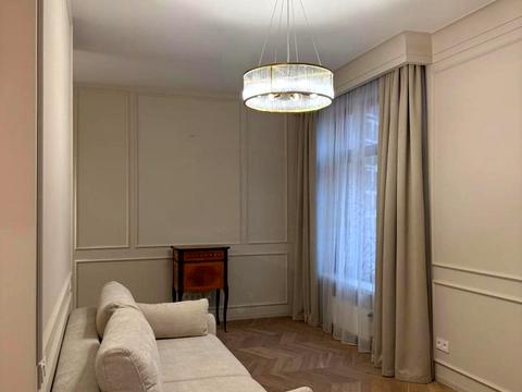 квартира за адресою Київ, Михайла Бойчука вул. (Кіквідзе), 19-А