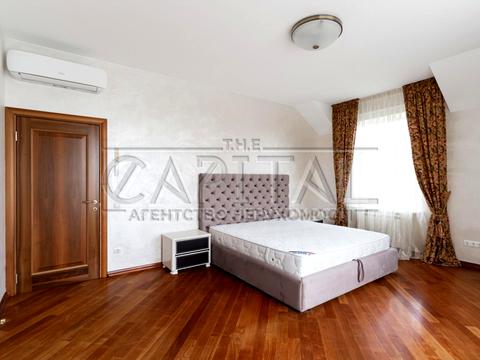 будинок за адресою смт. Козин, Старокиївська вул., 1