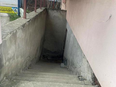 комерційна за адресою Драй Хмари, 19/2