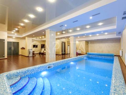 будинок за адресою смт. Козин, французьке містечко, 1