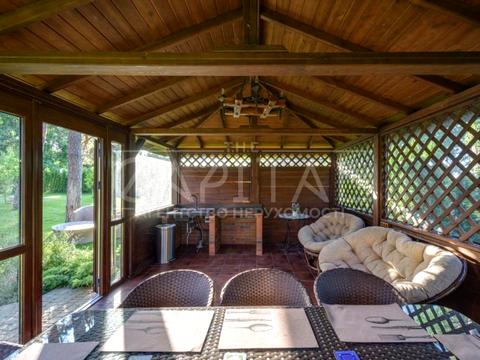 будинок за адресою смт. Козин, французьке містечко, 1