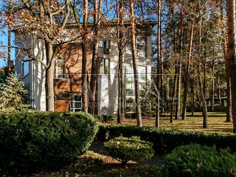 будинок за адресою смт. Козин, Пайова вул., 55