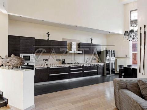 будинок за адресою смт. Козин, Пайова вул., 55