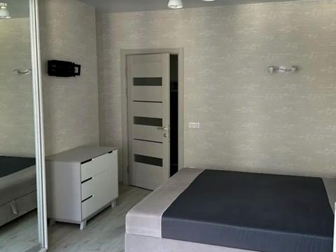 квартира за адресою Академіка Глушкова просп., 9-Г