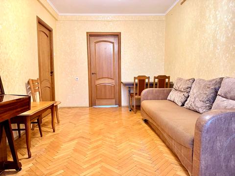 квартира за адресою Ореста Левицького вул. (Академіка Курчатова), 3-А