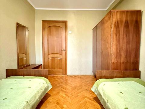 квартира за адресою Ореста Левицького вул. (Академіка Курчатова), 3-А