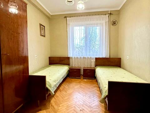 квартира за адресою Ореста Левицького вул. (Академіка Курчатова), 3-А