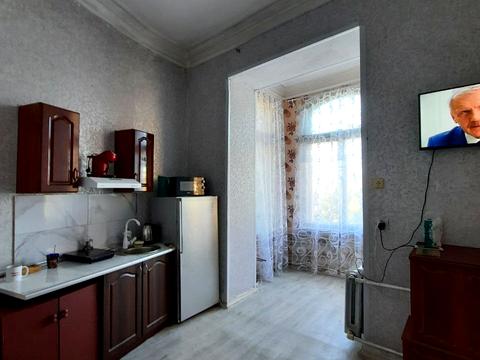 квартира за адресою Євгена Танцюри вул., 68