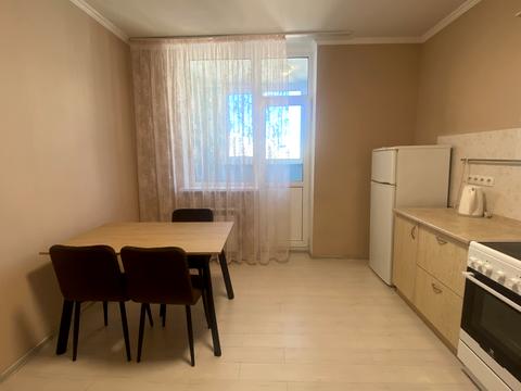 квартира за адресою Бориса Гмирі вул., 4