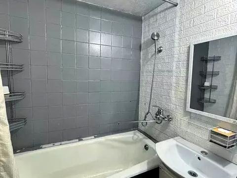 квартира за адресою Кропивницького вул., 10