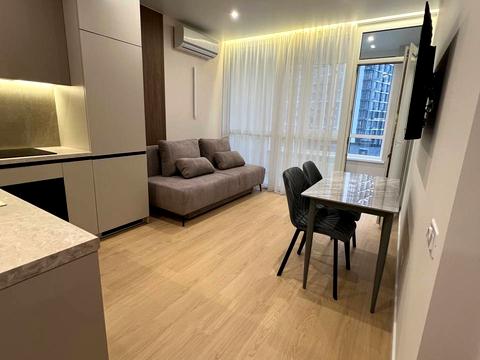 квартира за адресою Віктора Некрасова вул. (Північно-Сирецька), 6