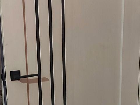 будинок за адресою Михайла Комарова вул.