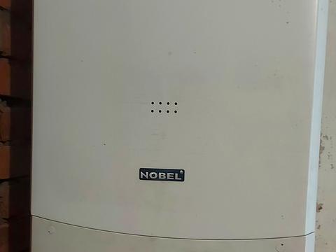 будинок за адресою Михайла Комарова вул.