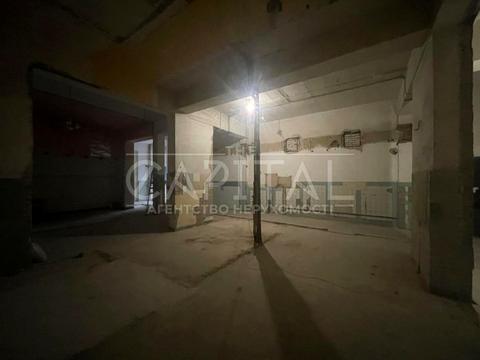 комерційна за адресою Пластова вул. (Івана Сергієнка), 13