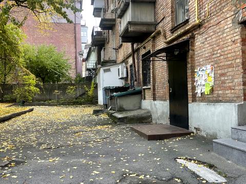 коммерческая по адресу Бехтеревский пер., 8