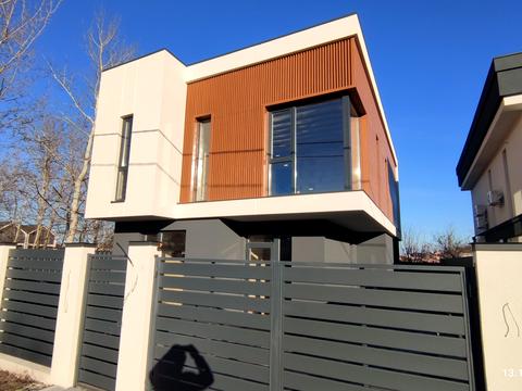 будинок за адресою Дружби бульв., 1