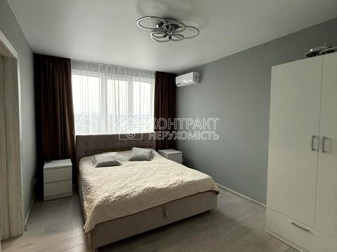 квартира за адресою Амосова вул. (Корчагінців), 13