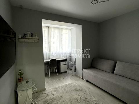 квартира за адресою Амосова вул. (Корчагінців), 13