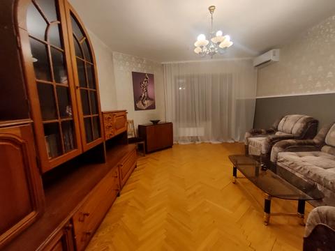 квартира за адресою Загорівська вул. (Багговутівська), 8/10