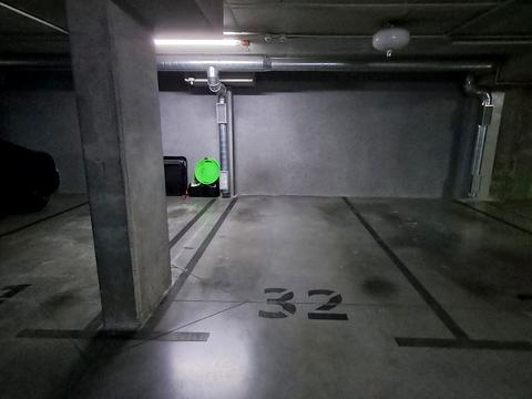 паркомісце за адресою Ісмаїла Гаспринського вул. (Сормовська), 3