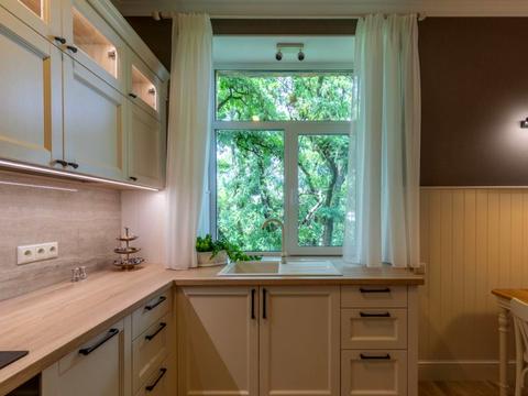 квартира за адресою Лаврська вул. (Січневого Повстання), 10