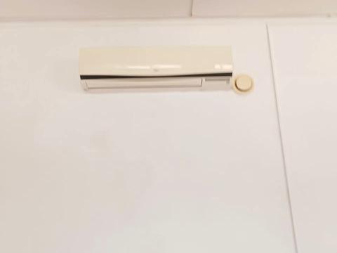 комерційна за адресою Новозаводська вул., 2