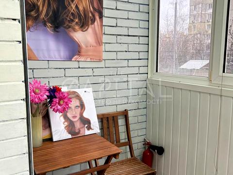 комерційна за адресою Петра Григоренка просп., 1-Б