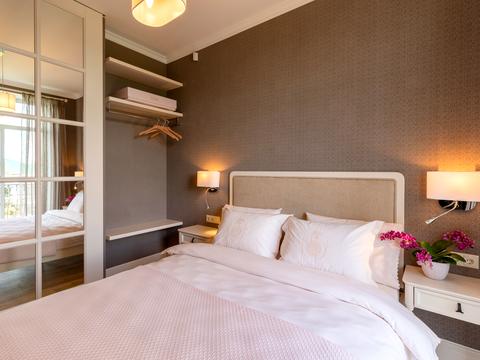 квартира за адресою Лаврська вул. (Січневого Повстання), 10