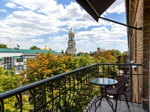 квартира за адресою Лаврська вул. (Січневого Повстання), 10