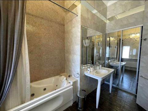 квартира за адресою Велика Васильківська вул. (Червоноармійська), 26