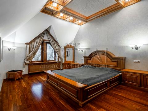 будинок за адресою Добровольчих батальйонів, 40