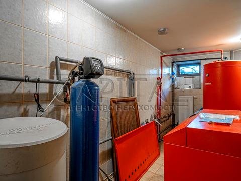 будинок за адресою Добровольчих батальйонів, 40