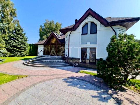 будинок за адресою Добровольчих батальйонів, 40