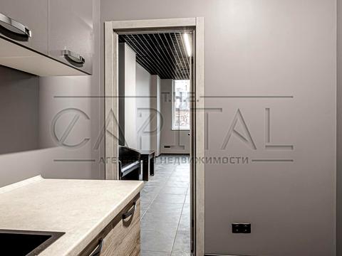 комерційна за адресою Жилянська вул., 68