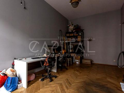 комерційна за адресою Велика Васильківська вул. (Червоноармійська), 43/16