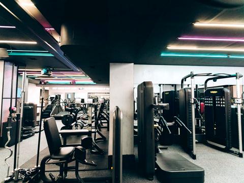 комерційна за адресою Мазепи, 35