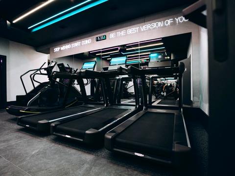 комерційна за адресою Мазепи, 35