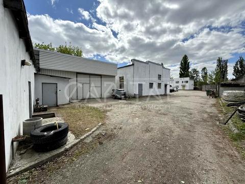 комерційна за адресою Малинська вул., 20