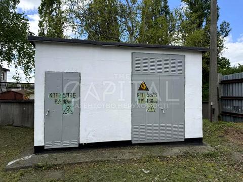 комерційна за адресою Малинська вул., 20