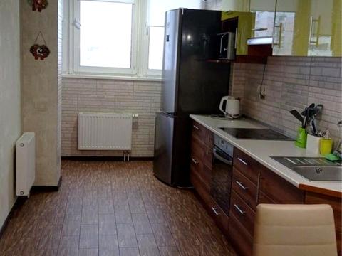 квартира за адресою Драгоманова вул., 2-Б